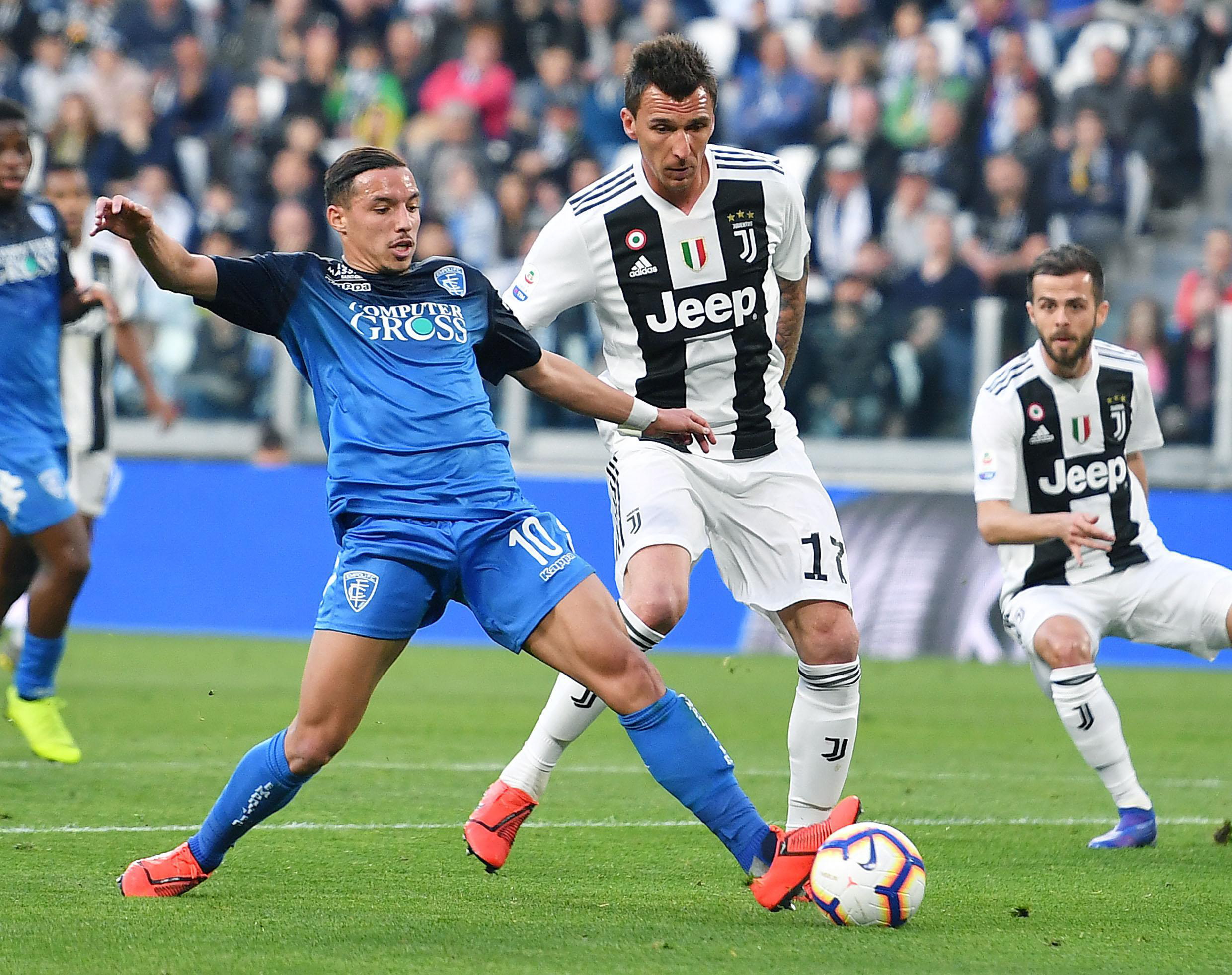 哲科：我们确实踢得很烂，但我们需要球迷支持而不是嘘声（哲科：踢得差我承认，但请用支持取代嘘声）