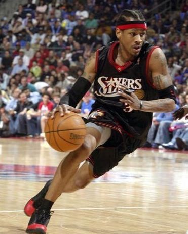 神户主帅：成都队组织严密，与J联赛的三后卫球队有相似之处（神户主帅：成都队纪律严整，风格与J联赛三后卫球队相近）