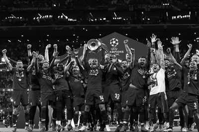 乌兹U22主帅：我们是表现更好的一方，控制了比赛