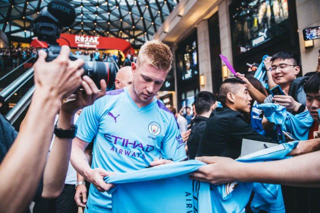 意难平？阿森纳7天3战豪取2胜1平 迎来甜蜜12月，春季迎决战（遗憾未尽？阿森纳一周三战2胜1平 甜蜜12月启程，春天决战在即）