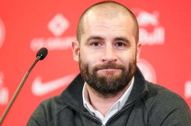 重穿球鞋，前皇马后卫科恩特朗准备参加国王联赛（前皇马后卫科恩特朗重返绿茵，将征战国王联赛）