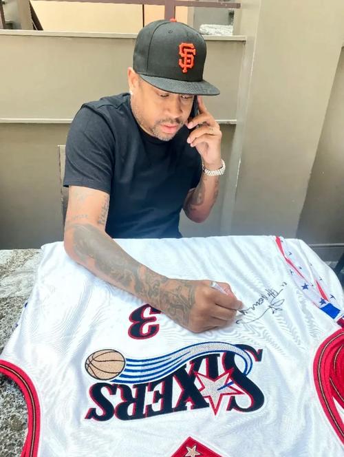 巴萨和毕包晚入场，世体：若再犯西足协将罚款两队并禁赛主帅（世体：巴萨与毕包入场迟到，若再犯西足协将对两队罚款并禁赛主帅）