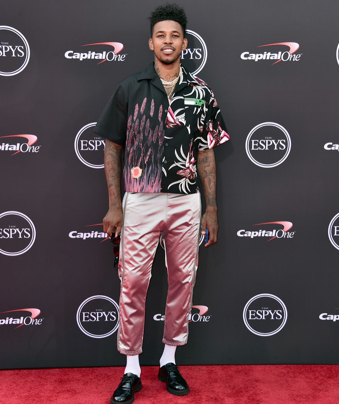 东体：蒯纪闻的伤势情况目前来看不至于像外界传得那么严重（东体：目前看，蒯纪闻伤情不如外界传闻般严重）