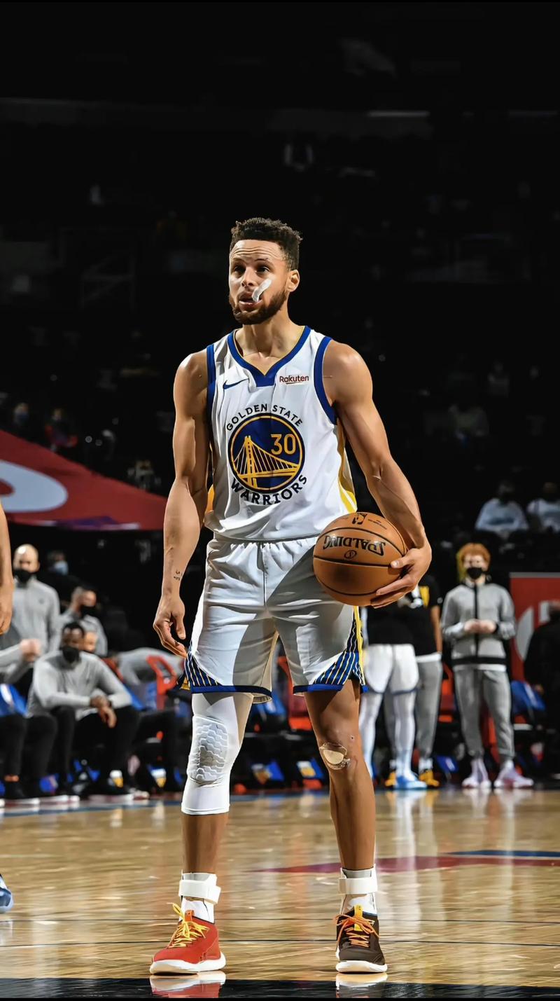 马克西：梅西就是足球史上的里程碑；格策那一脚依然难以释怀（马克西：梅西堪称足坛历史坐标；对格策那脚射门至今难释怀）